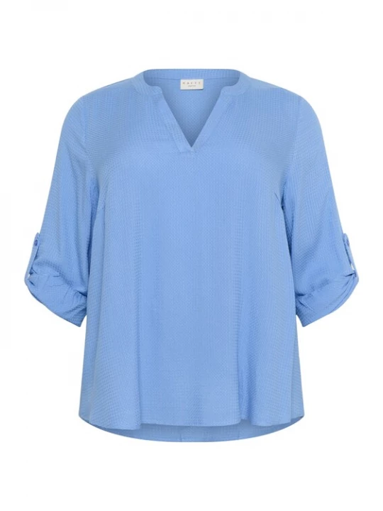 Foto van product KAFFE CURVE Blouse 'KCMolly' hemelsblauw