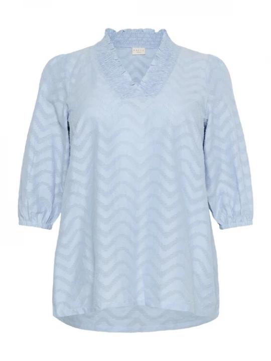 Foto van product KAFFE CURVE Blouse 'Vitana' lichtblauw