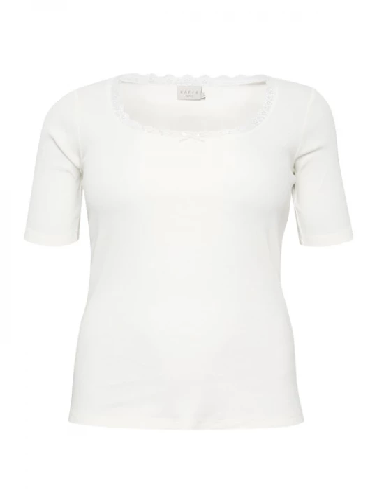 Foto van product KAFFE CURVE Shirt 'Britt' wit
