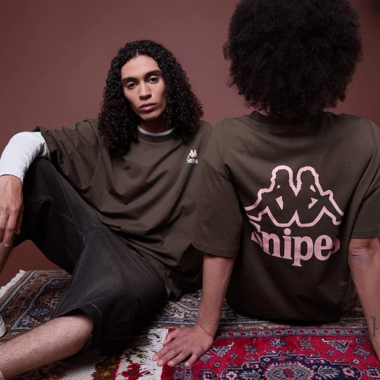Foto van product KAPPA x SNIPES Oversized Tee bruin