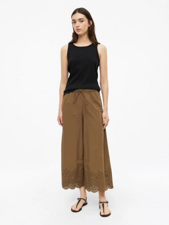 Foto van product Katoenen broek met eyeletborduursel s.Oliver bruin