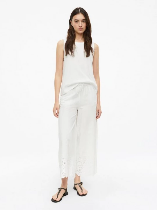 Foto van product Katoenen broek met eyeletborduursel s.Oliver wit
