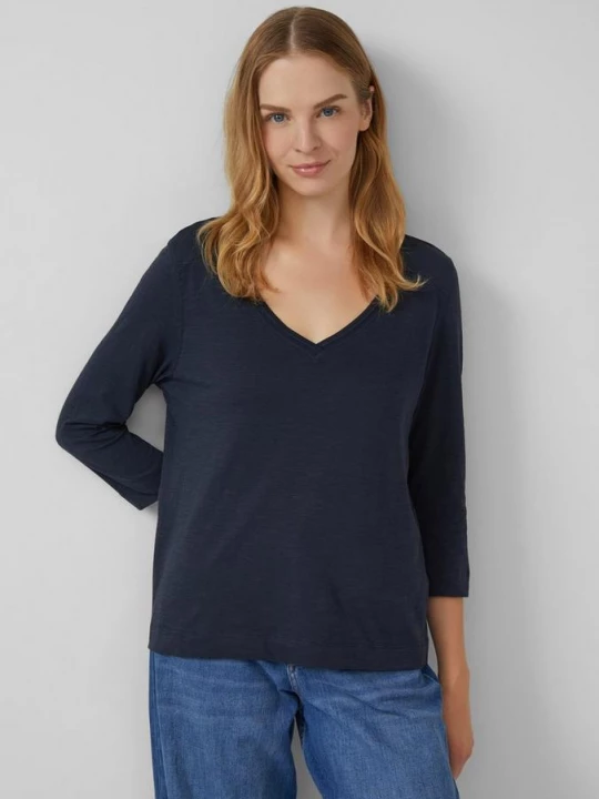 Foto van product Katoenen slub shirt met 3 / 4 mouwen en een diepe V-halslijn s.Oliver blauw