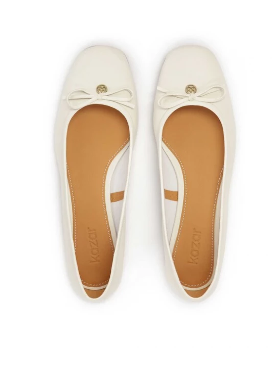 Foto van product Kazar Pumps wit