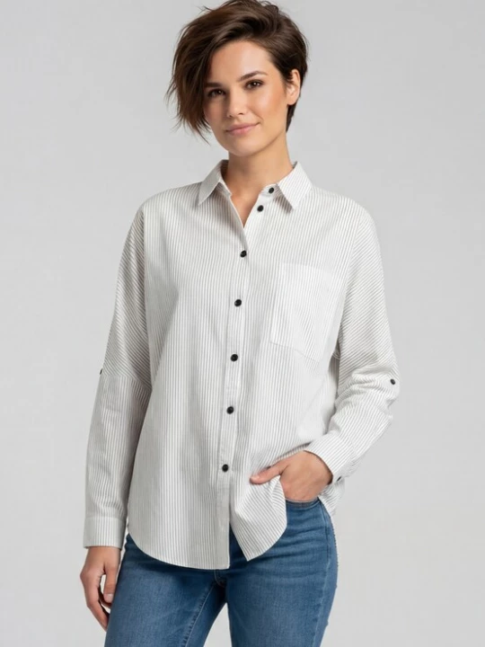 Foto van product KIANNA Blouse 'Classic Look' black denim / wit