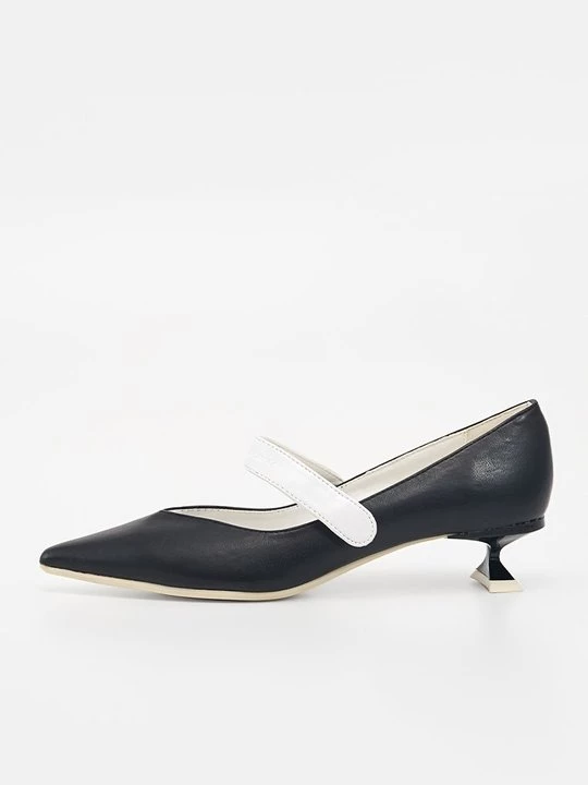 Foto van product Klassieke pumps Armani Exchange wit