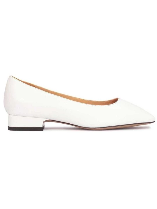 Foto van product Klassieke pumps Kazar crème