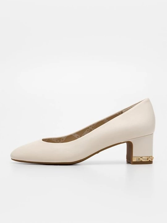 Foto van product Klassieke pumps Michael Kors crème