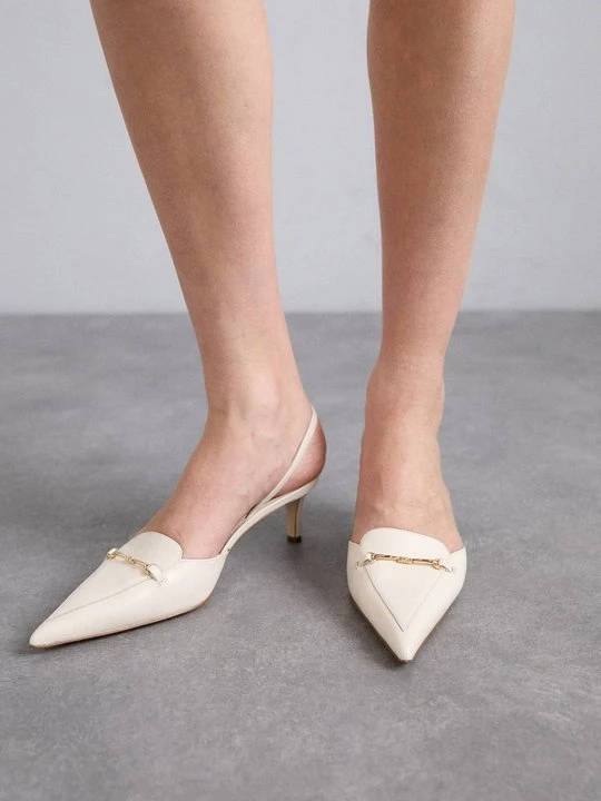 Foto van product Klassieke pumps Michael Kors crème