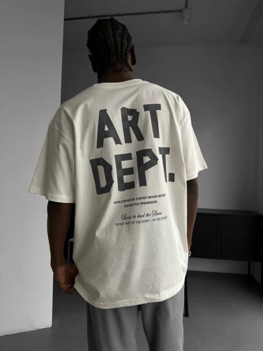 Foto van product Kleidermafia Shirt 'Art Dept.' ecru