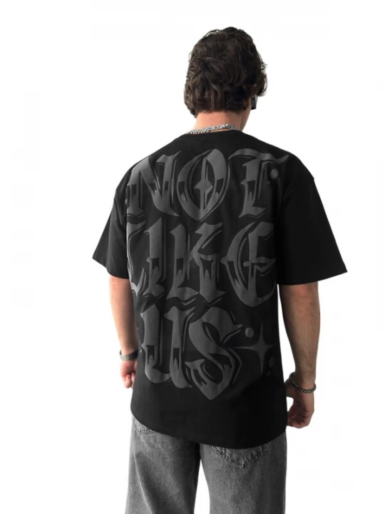 Foto van product Kleidermafia Shirt 'Oversize Not Like Us T-shirt - Black' zwart