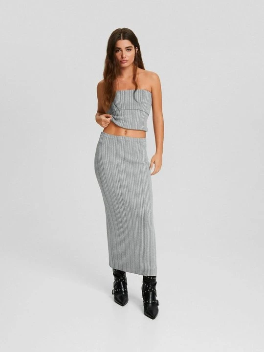 Foto van product Kokerrok Bershka grijs