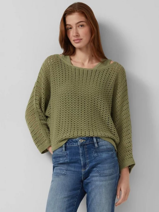 Foto van product Kortere oversized ajour trui met vleermuismouwen s.Oliver olijfgroen
