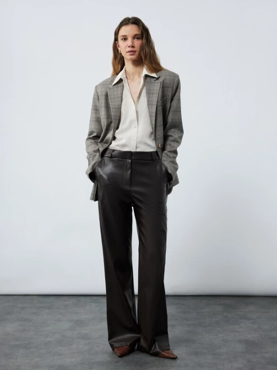 Foto van product Koton Blouse champagne / zwart