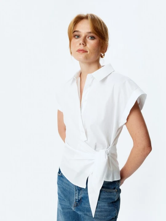 Foto van product Koton Blouse offwhite
