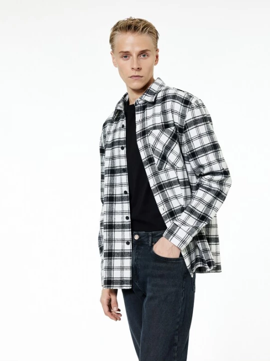 Foto van product Koton Overhemd zwart / wit