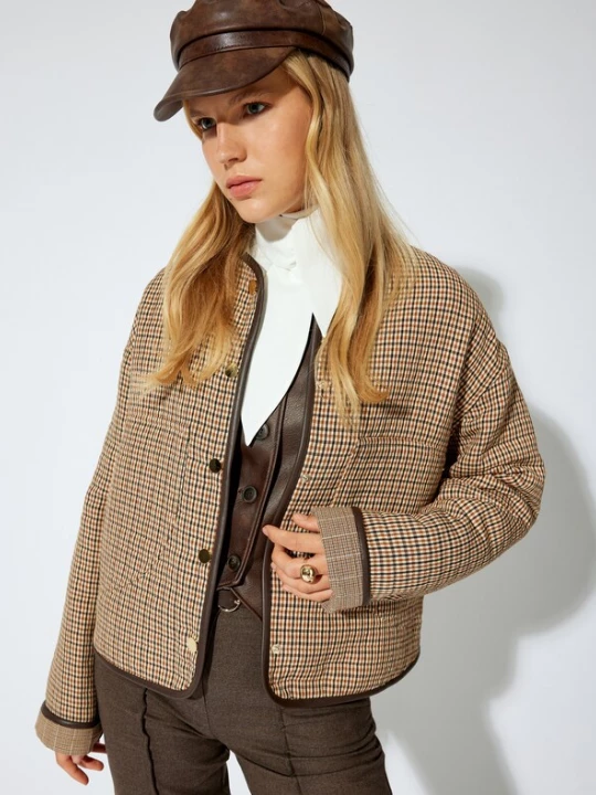 Foto van product Koton Tussenjas beige / bruin / rood