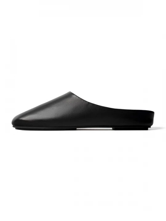 Foto van product L37 HANDMADE SHOES Huisschoenen 'ALL AT ONCE' zwart