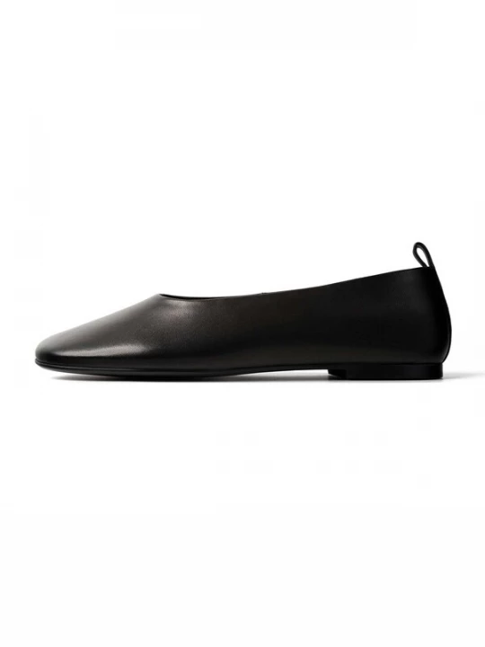 Foto van product L37 HANDMADE SHOES Instappers 'HARMONY STEPS' zwart