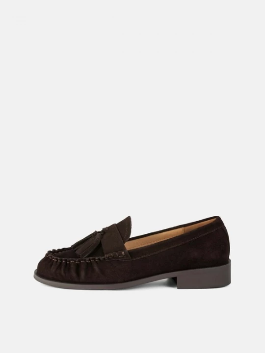 Foto van product L37 HANDMADE SHOES Instappers 'HOLD ME CLOSE' bruin