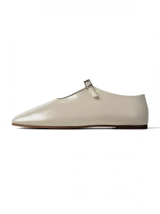 Foto van product L37 HANDMADE SHOES Instappers 'MIDNIGHT CAROUSEL' beige