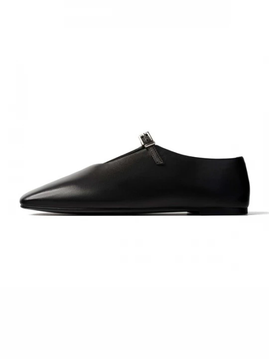 Foto van product L37 HANDMADE SHOES Instappers 'MIDNIGHT CAROUSEL' zwart