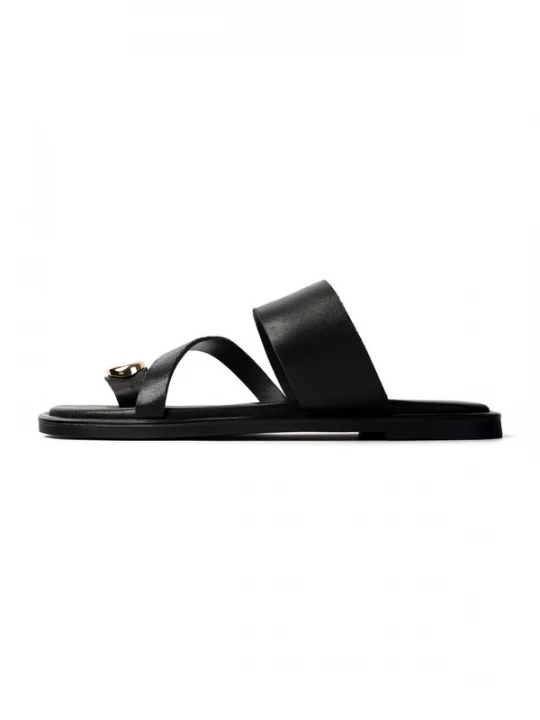 Foto van product L37 HANDMADE SHOES Instappers 'SUNSET BELONGS TO US' zwart