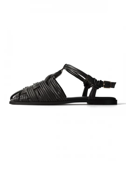 Foto van product L37 HANDMADE SHOES Sandalen met riem 'LOVE LIKE EARLY JUNE' zwart