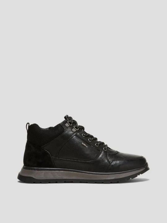 Foto van product Laarzen van echt leer met een sneakerlook s.Oliver zwart