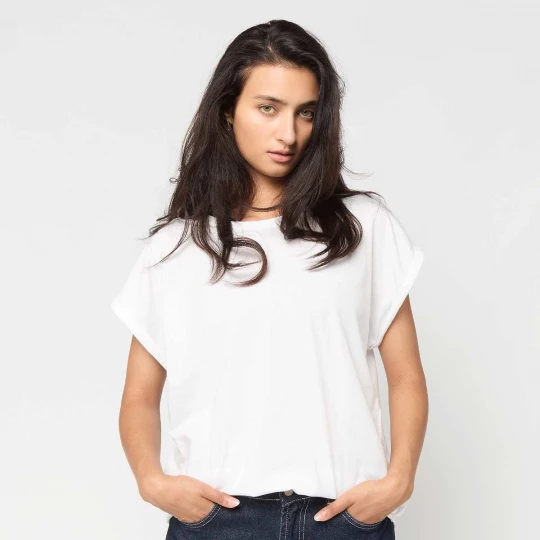 Foto van product Ladies Extended Shoulder Tee Urban Classics wit