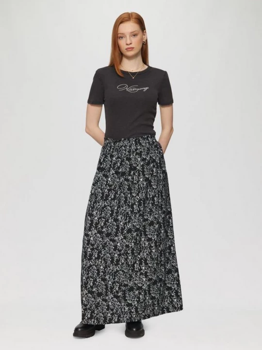 Foto van product Lange rok van viscose QS zwart