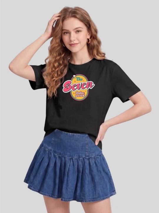 Foto van product LapaPlus Shirt 'Women Retro Oval Frame The Seven Slogan Print T-Shirt' zwart