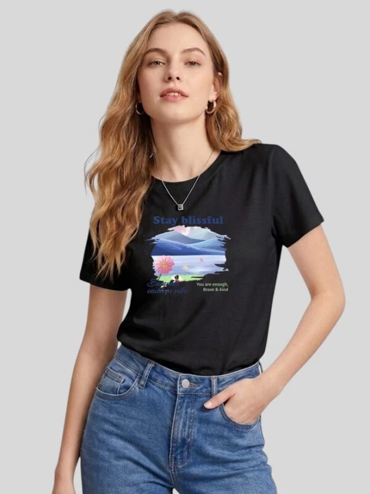 Foto van product LapaPlus Shirt 'Women Watercolor Mountain and Lake Floral Print T-shirt' zwart