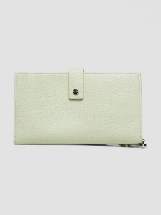 Foto van product Lederlook portemonnee met magneetsluiting s.Oliver groen