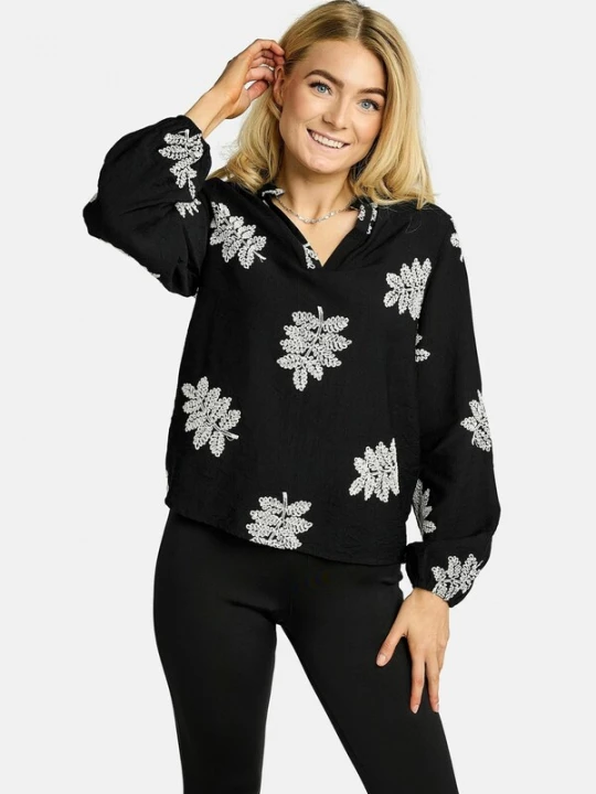 Foto van product Liberte Essentiel Shirt ' MEG ' zwart
