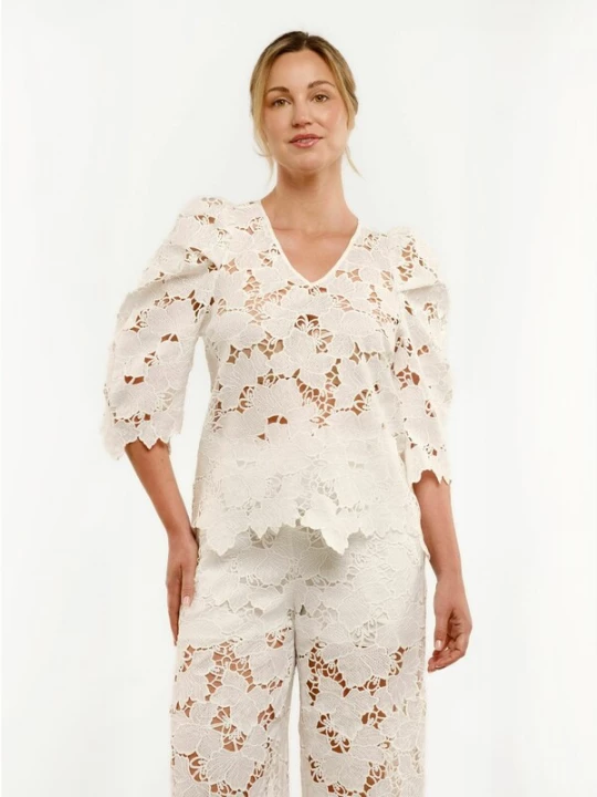 Foto van product Liberte Essentiel Shirt ' ROSSIE ' wit