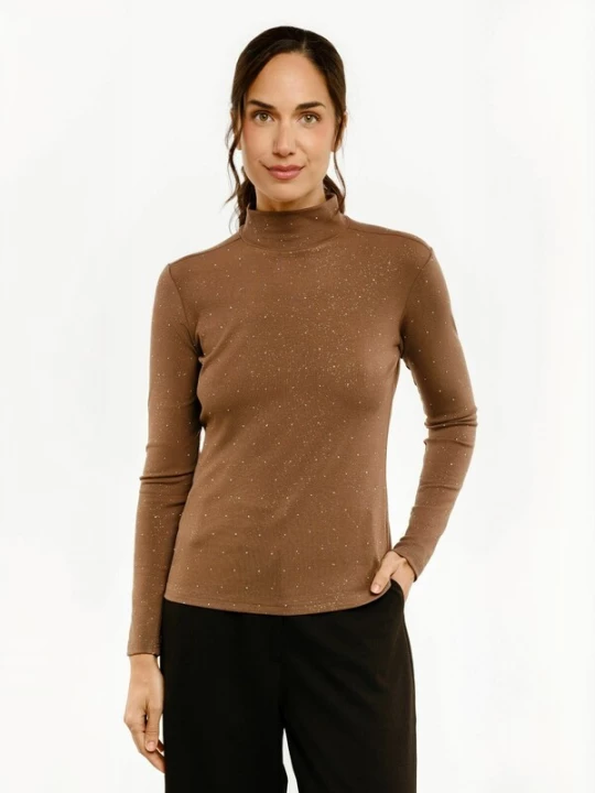 Foto van product Liberte Essentiel Shirt ' TAMMI ' bruin