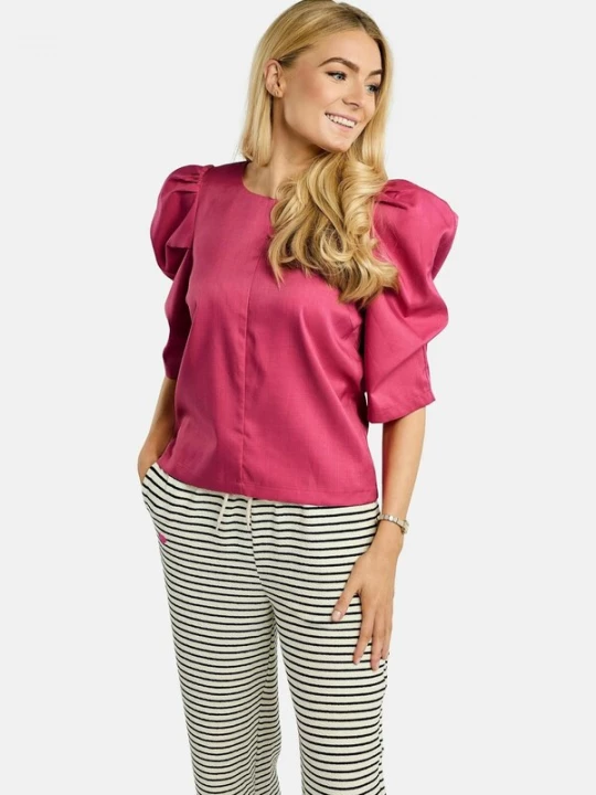Foto van product Liberte Essentiel Shirt ' WINNIE ' pink