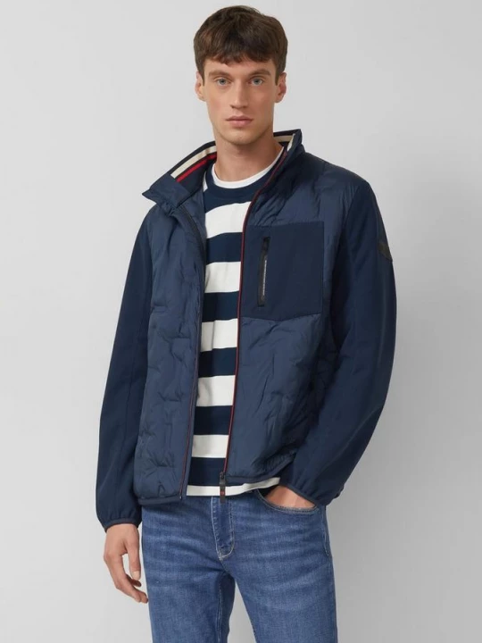 Foto van product Licht gewatteerd jack in een stoffenmix met sportieve details s.Oliver blauw