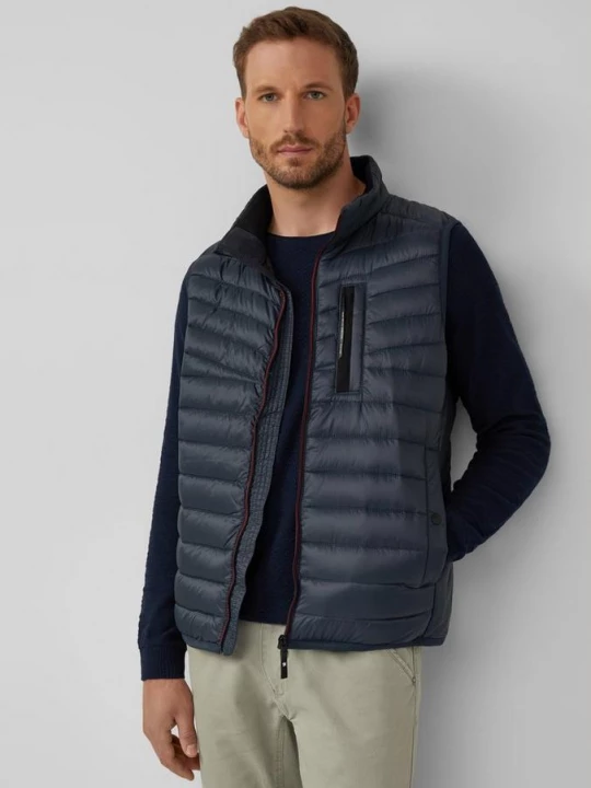Foto van product Lichtgewicht gewatteerd vest met sportieve contrasterende details | 360° circulair zicht s.Oliver blauw