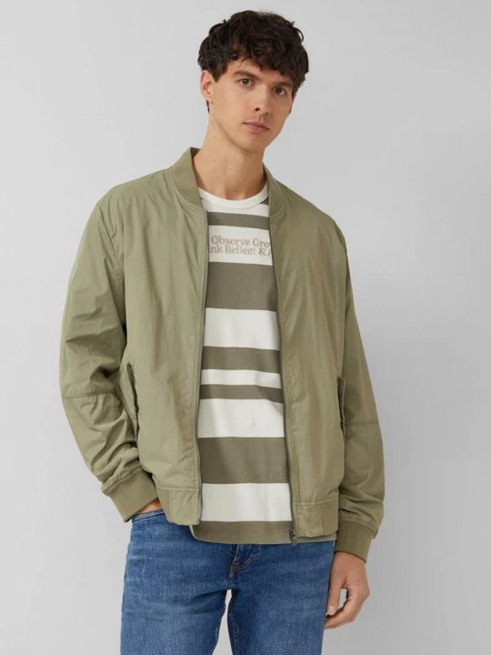 Foto van product Lichtgewicht nylon blouson met klepzakken s.Oliver olijfgroen