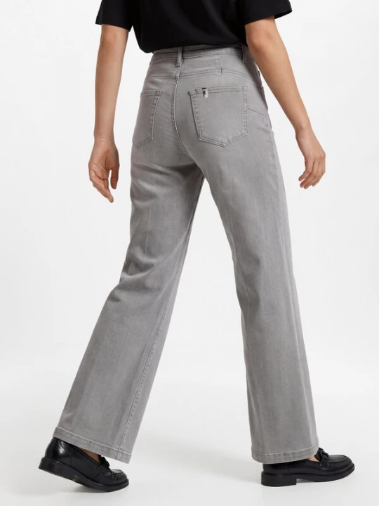 Foto van product Liu Jo Jeans ' Good Flare ' donkergrijs