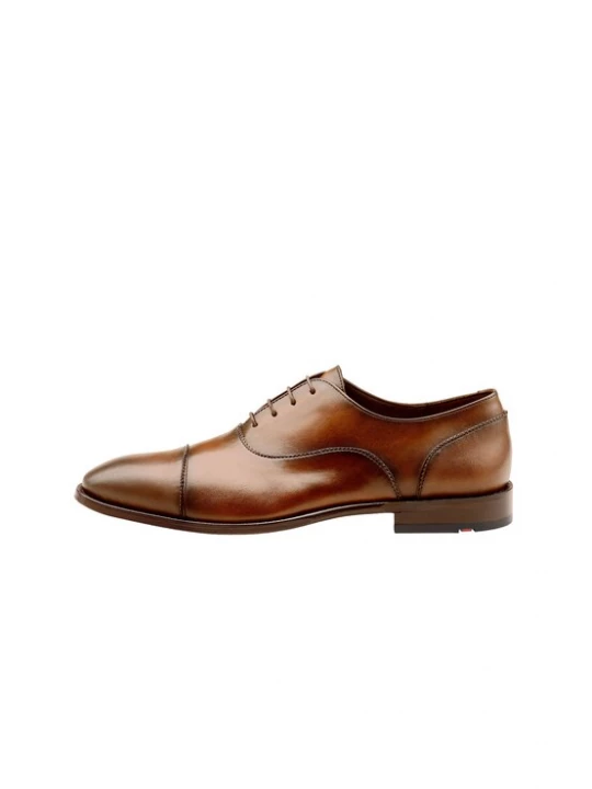 Foto van product LLOYD Veterschoen 'Nobel' cognac