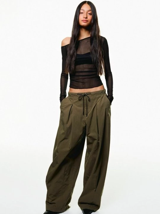 Foto van product Longsleeve Bershka zwart