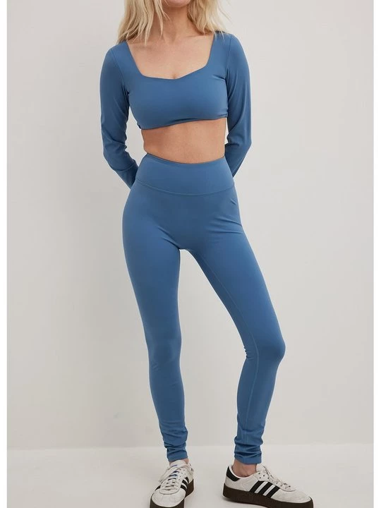 Foto van product Longsleeve NA-KD blauw