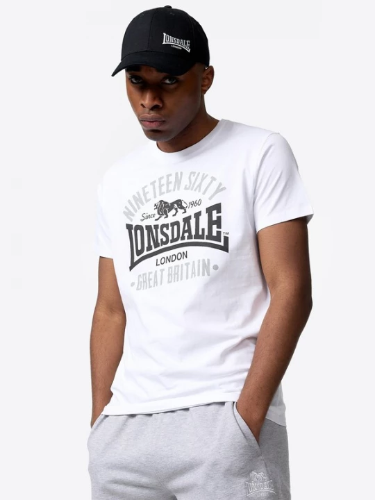 Foto van product LONSDALE Shirt 'Kilchoan' lichtgrijs / zwart / wit