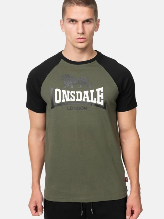 Foto van product LONSDALE Shirt 'Magilligan' olijfgroen / zwart / wit
