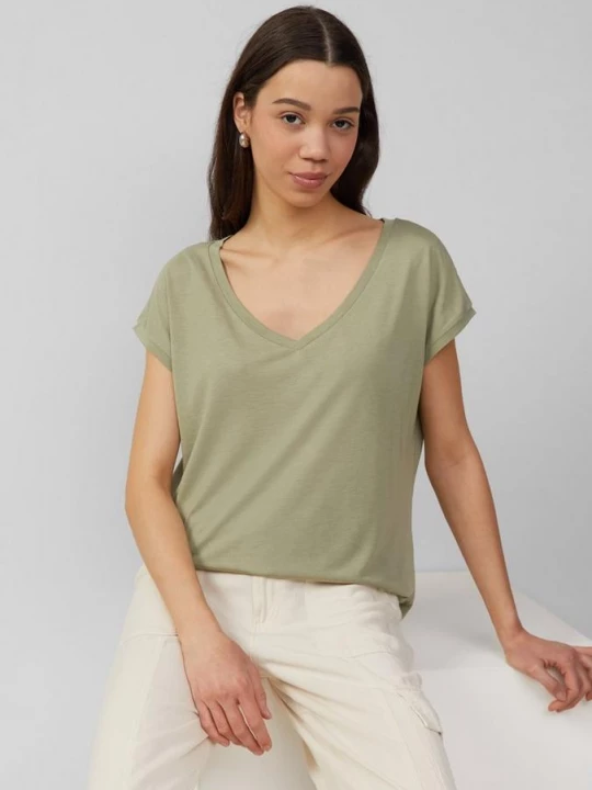 Foto van product Losjes vallend T-shirt van een lyocellmix QS olijfgroen