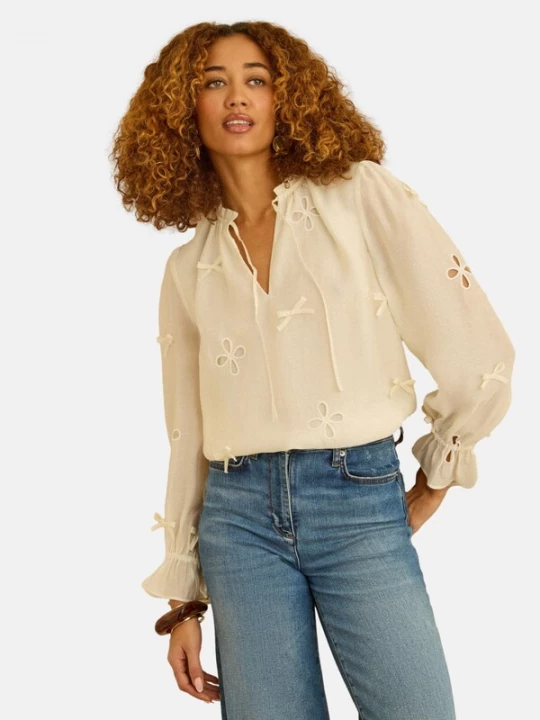 Foto van product love & roses Blouse beige