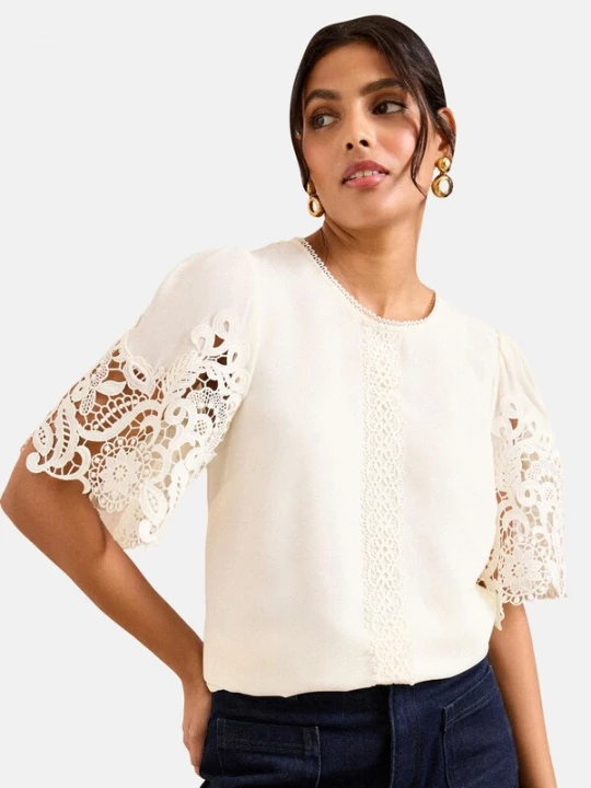 Foto van product love & roses Blouse wolwit